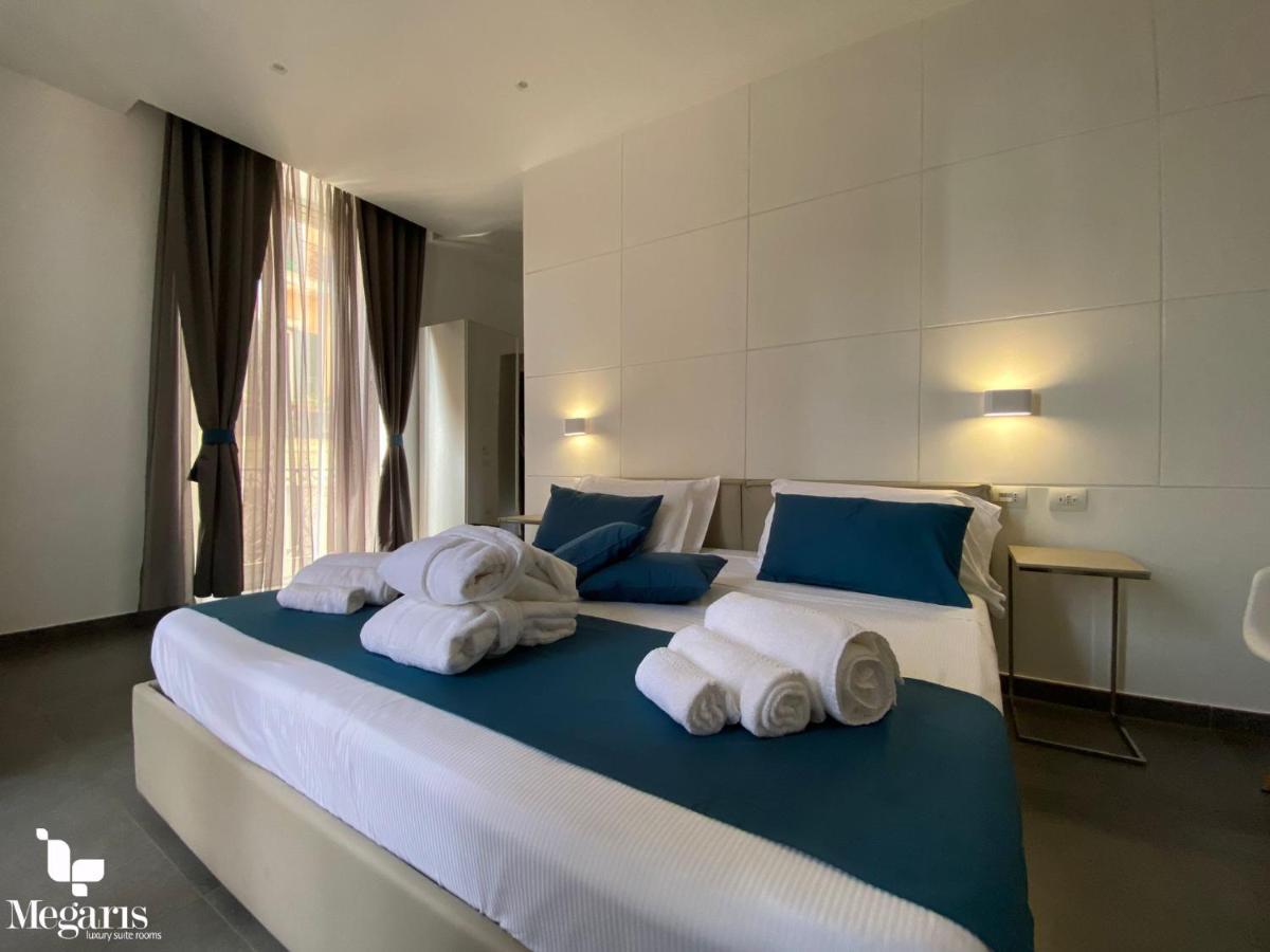 نابولي Megaris Luxury Suite Rooms المظهر الخارجي الصورة